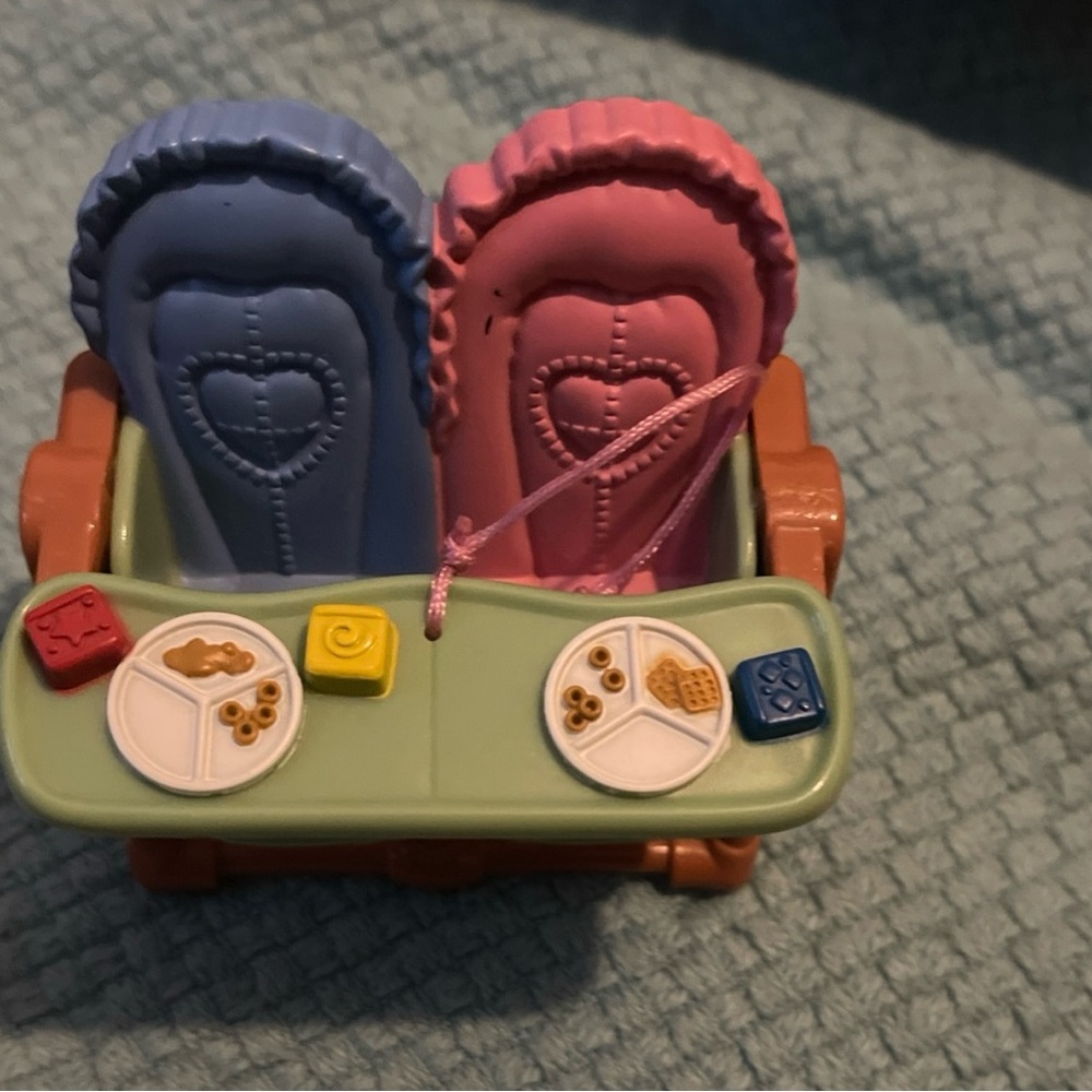 Fisher-Price Loving Family Dollhouse Two Double Baby High Chairs